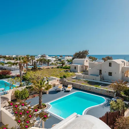 Theros Santorini بيت للعطل *