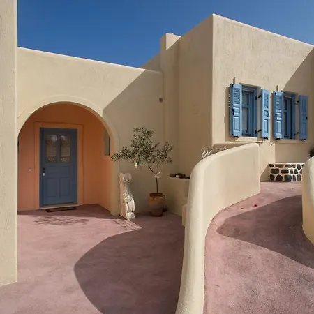 Theros Santorini بيت للعطل *